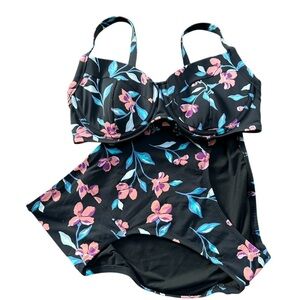 Lands End Floral Two-Piece Swim Suit, Bra 32DD, 34D, Pants Small